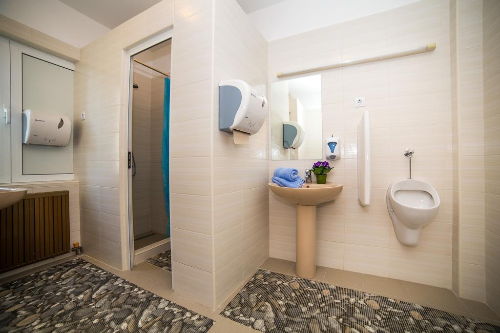 Holiday Home White House โปดสตรานา ภายนอก รูปภาพ